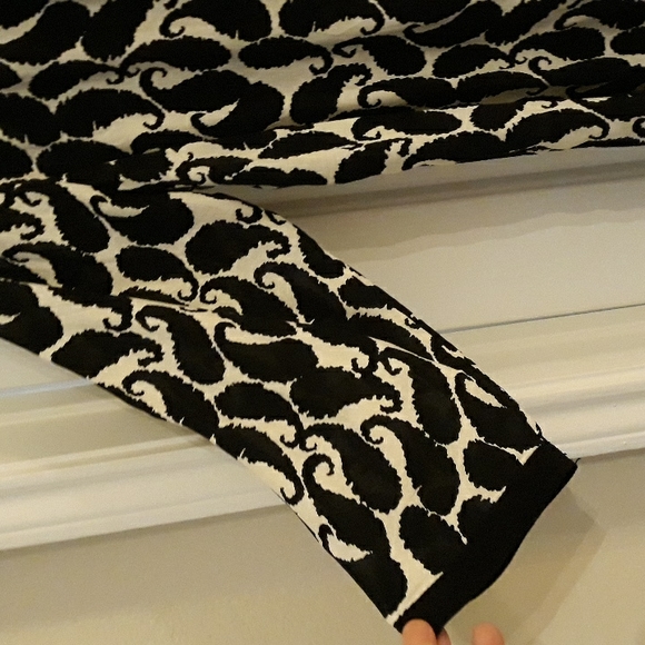 Talbots tunic top - Picture 4 of 4